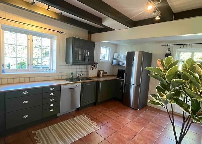 Вилла Traditional Norwegian Villa, Bay View And Boat