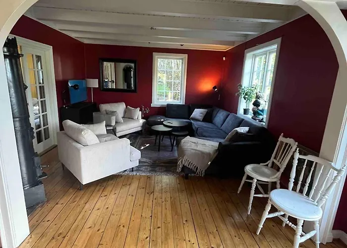 Traditional Norwegian Villa, Bay View And Boat * Bergen